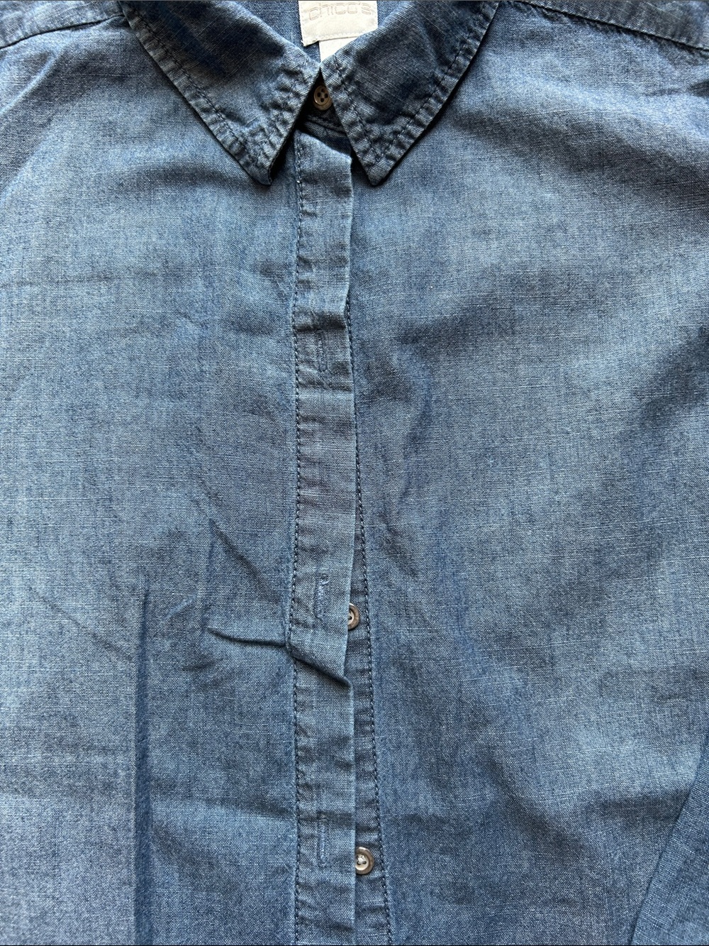 Chico's Women’s Blue shirt Size 2 - Picture 5 of 9